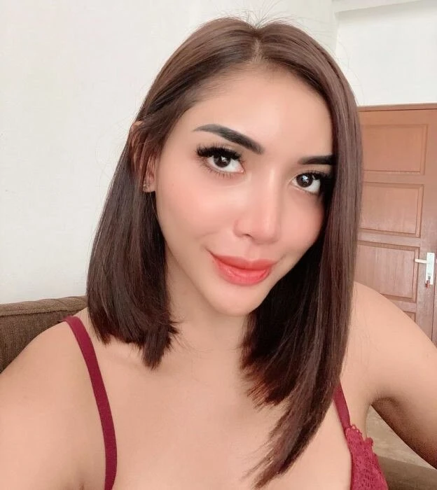 naughty_nat_xo, 21