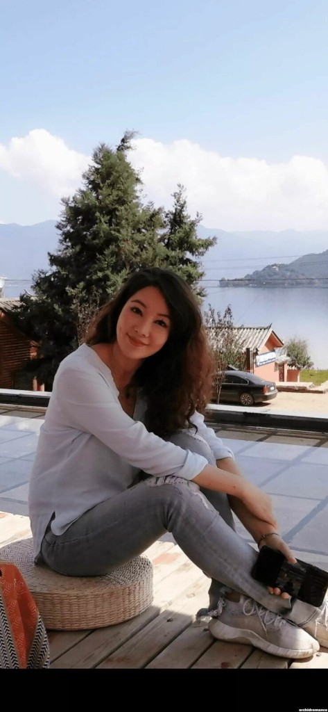 Bohdana, 52